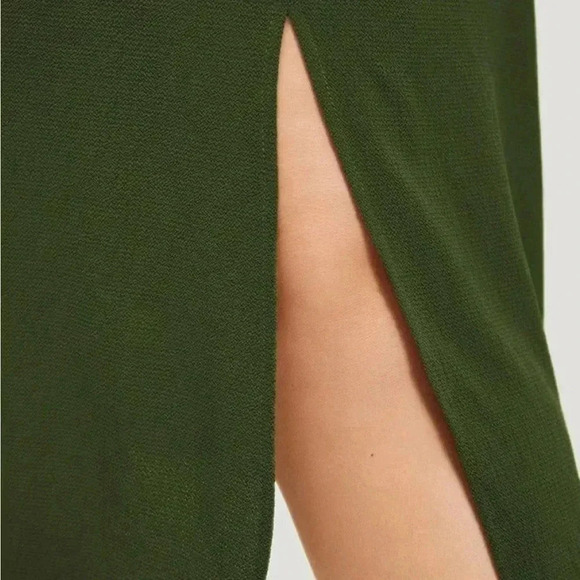 NWT!Army green crisscross spaghetti strap split hem dress size 26 or 4X - Picture 6 of 10